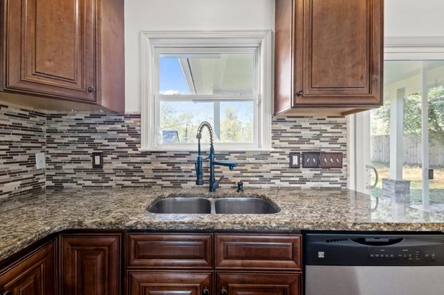 5751 CYPRESS Circle, Tallahassee, FL 32303