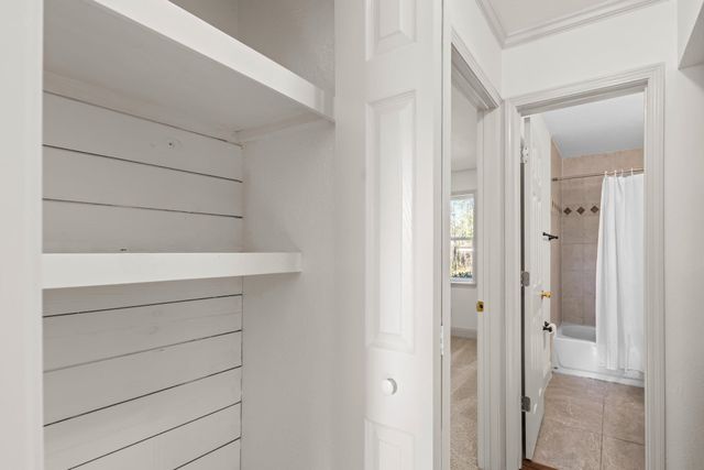 5751 CYPRESS Circle, Tallahassee, FL 32303