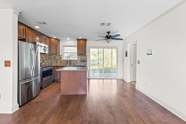 5751 CYPRESS Circle, Tallahassee, FL 32303