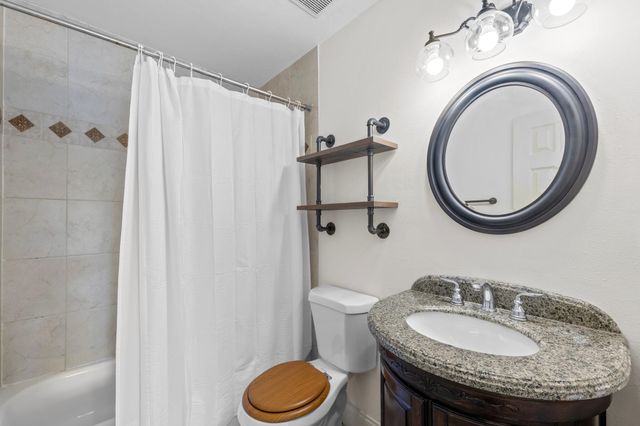 5751 CYPRESS Circle, Tallahassee, FL 32303