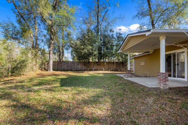 5751 CYPRESS Circle, Tallahassee, FL 32303