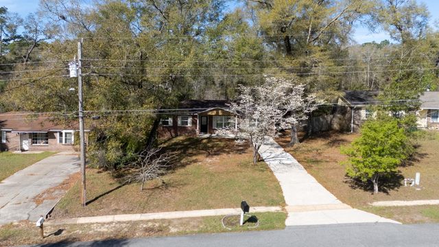 5751 CYPRESS Circle, Tallahassee, FL 32303