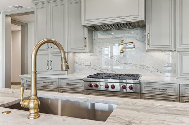 1717 Bissonnet Street 605, Houston, TX 77005