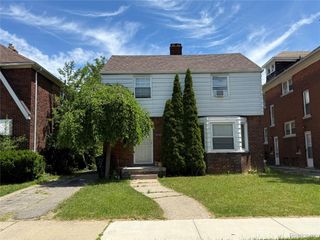 5760 Chatsworth Street, Detroit, MI 48224