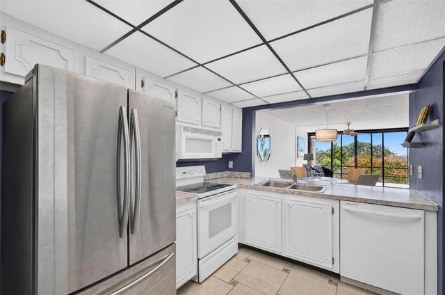 14130 ROSEMARY LANE 3311, Largo, FL 33774