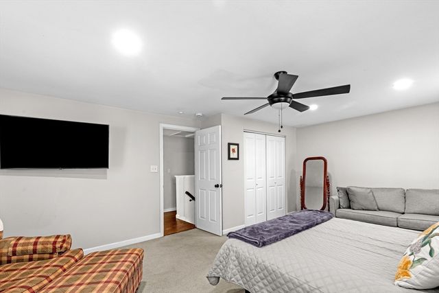 178 Tremont St, Carver, MA 02330