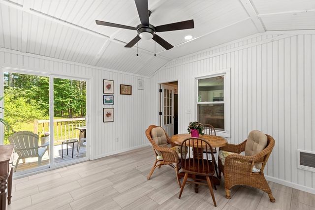 178 Tremont St, Carver, MA 02330