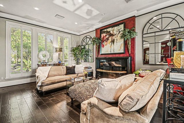 1319 Oyster Point Drive, Sugar Land, TX 77478