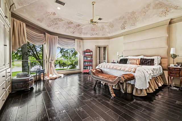 1319 Oyster Point Drive, Sugar Land, TX 77478