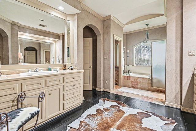 1319 Oyster Point Drive, Sugar Land, TX 77478