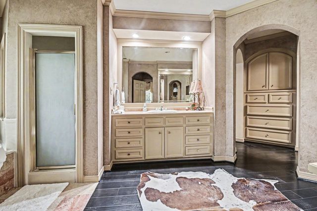 1319 Oyster Point Drive, Sugar Land, TX 77478