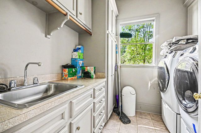 1319 Oyster Point Drive, Sugar Land, TX 77478