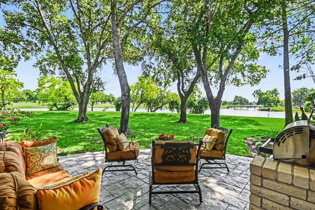 1319 Oyster Point Drive, Sugar Land, TX 77478