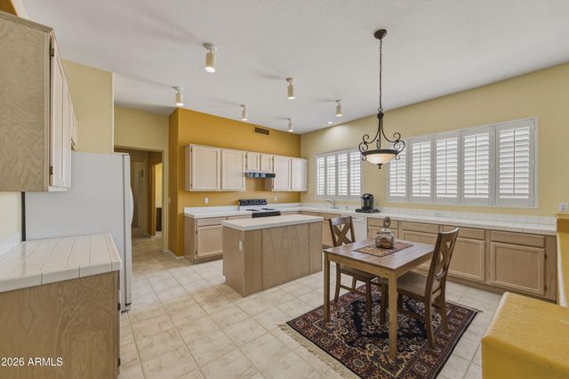 3223 W MONTEREY Street, Chandler, AZ 85226