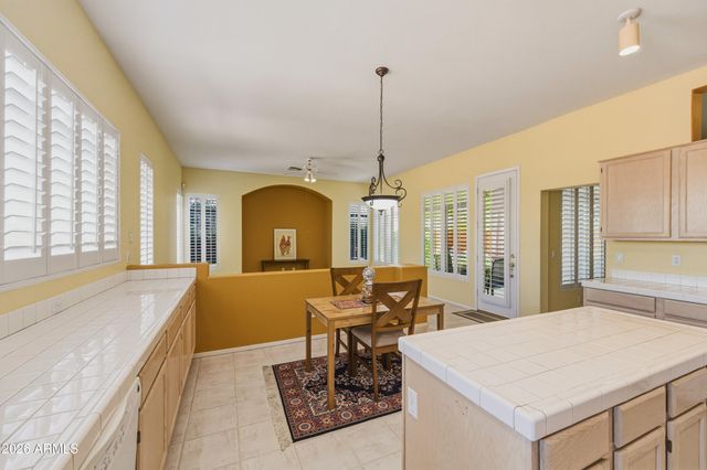 3223 W MONTEREY Street, Chandler, AZ 85226