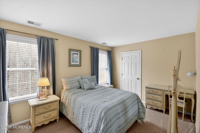 33 Samantha Circle, Matawan, NJ 07747