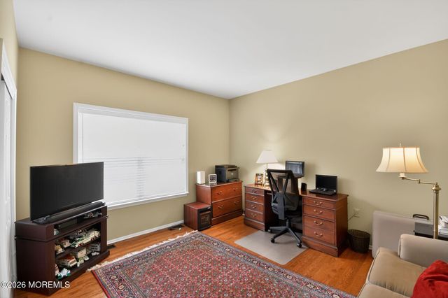 33 Samantha Circle, Matawan, NJ 07747