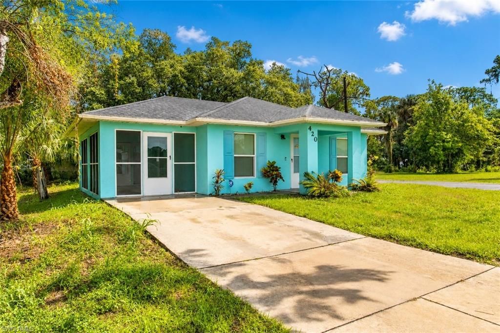 420 Martin Luther King Blvd, LABELLE, FL 33935 — exterior