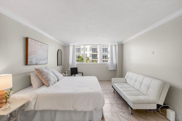 1239 Hillsboro Mile 403, Hillsboro Beach, FL 33062