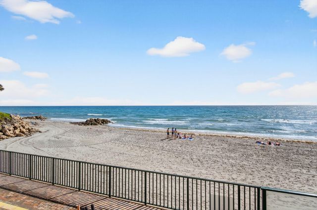 1239 Hillsboro Mile 403, Hillsboro Beach, FL 33062