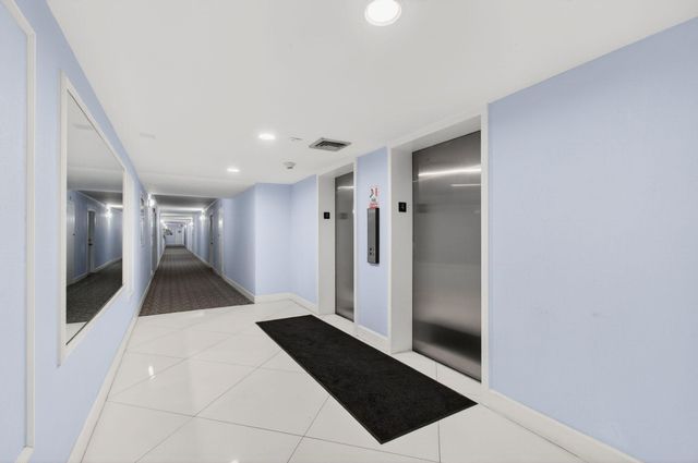 1239 Hillsboro Mile 403, Hillsboro Beach, FL 33062