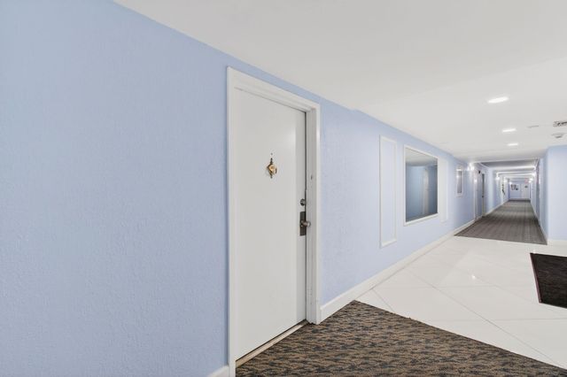 1239 Hillsboro Mile 403, Hillsboro Beach, FL 33062