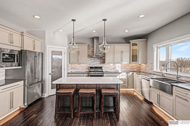 9001 N 169 Street, Bennington, NE 68007