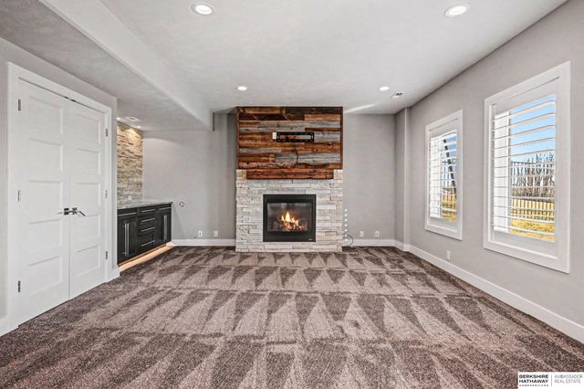 9001 N 169 Street, Bennington, NE 68007