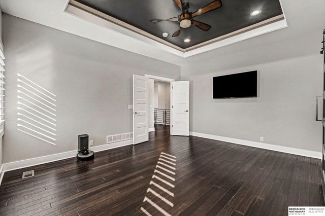 9001 N 169 Street, Bennington, NE 68007