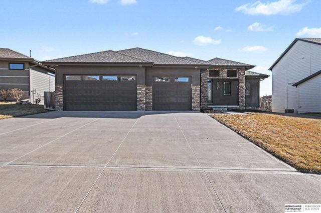 9001 N 169 Street, Bennington, NE 68007