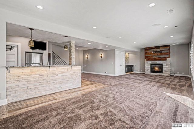 9001 N 169 Street, Bennington, NE 68007