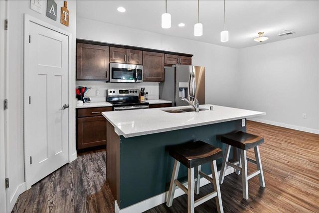 1949 N Windsor Avenue, Cottage Grove, WI 53527