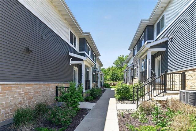 1949 N Windsor Avenue, Cottage Grove, WI 53527