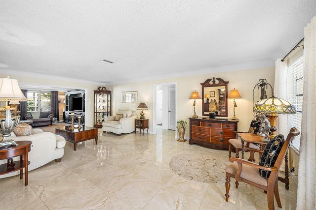 2741 NE 52nd Street, Lighthouse Point, FL 33064