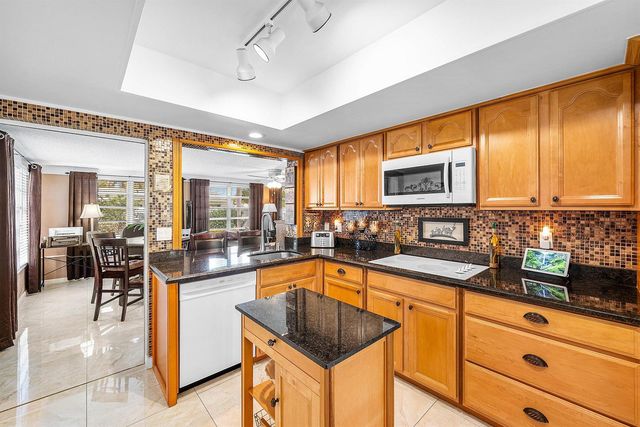 2741 NE 52nd Street, Lighthouse Point, FL 33064