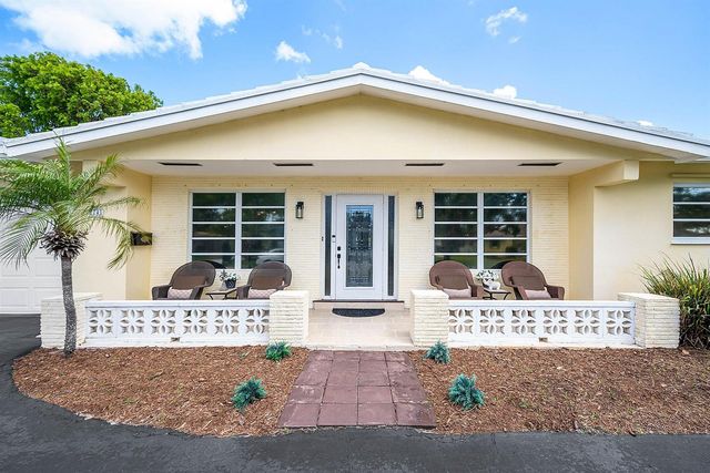2741 NE 52nd Street, Lighthouse Point, FL 33064