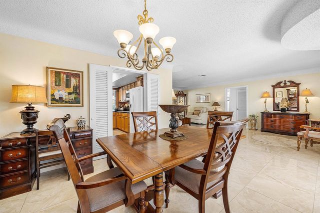 2741 NE 52nd Street, Lighthouse Point, FL 33064