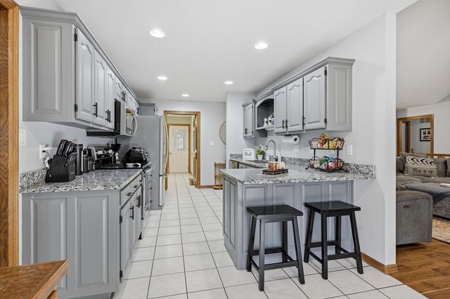 8940 County Lane 214, Webb City, MO 64870