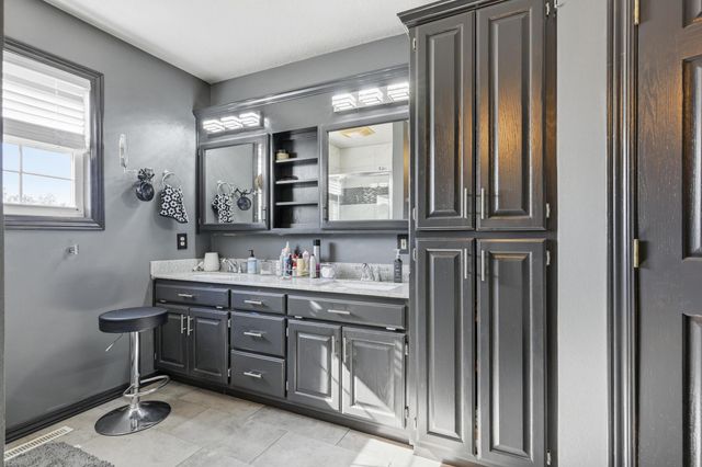 8940 County Lane 214, Webb City, MO 64870