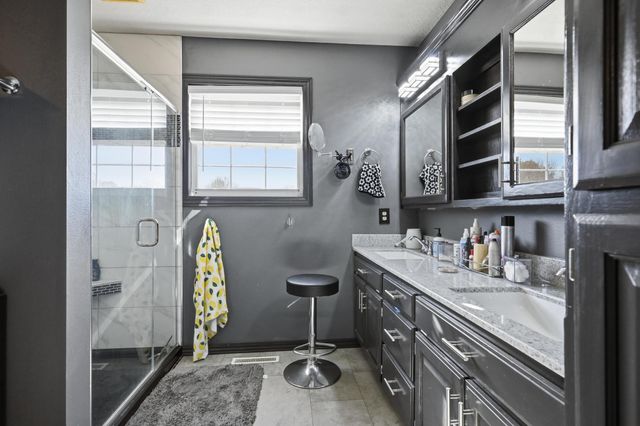 8940 County Lane 214, Webb City, MO 64870