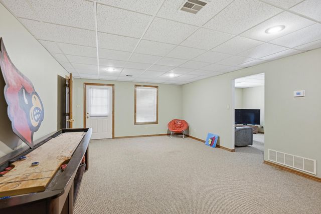 8940 County Lane 214, Webb City, MO 64870