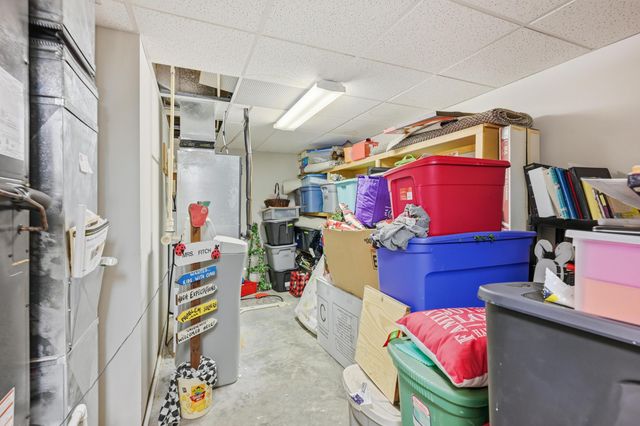 8940 County Lane 214, Webb City, MO 64870