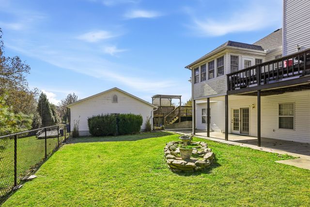 8940 County Lane 214, Webb City, MO 64870