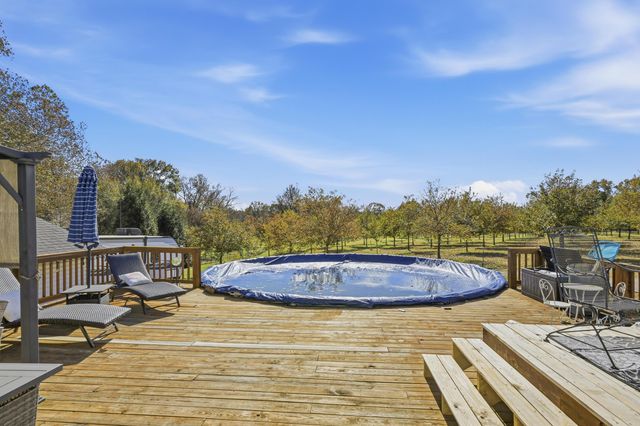 8940 County Lane 214, Webb City, MO 64870