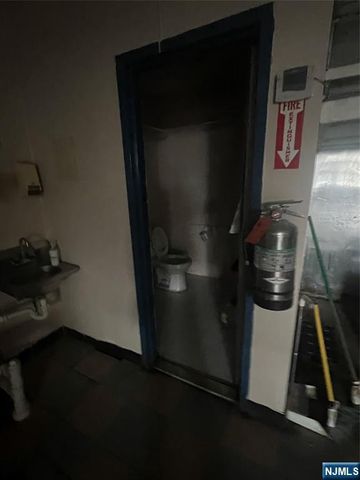 20 Columbia Avenue, Bergenfield, NJ 07621