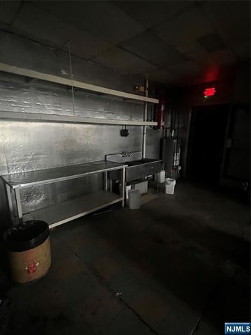 20 Columbia Avenue, Bergenfield, NJ 07621