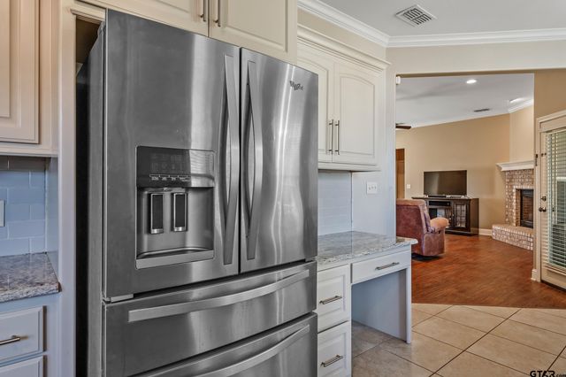 3056 Cornerstone Trail, Tyler, TX 75701