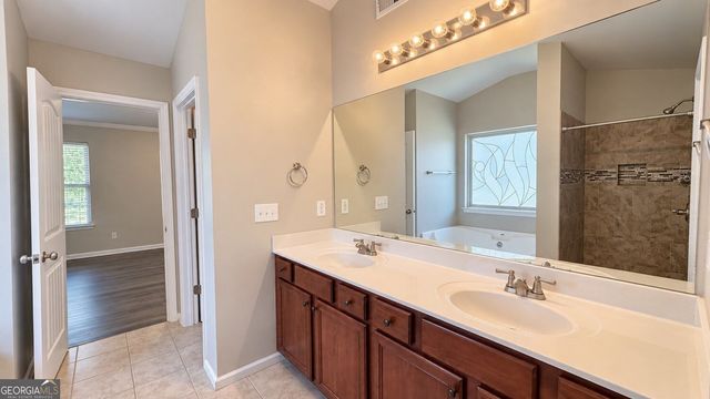 7495 Springbox Drive, Fairburn, GA 30213