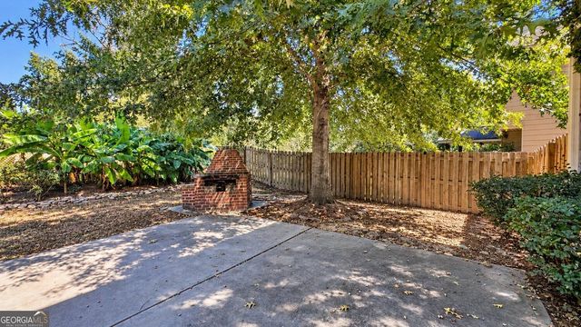 7495 Springbox Drive, Fairburn, GA 30213