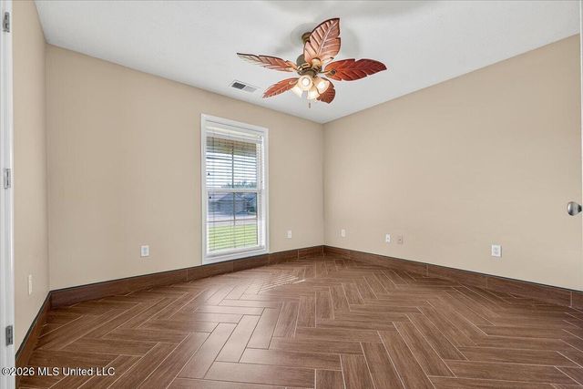 7744 Woodridge Drive, Southaven, MS 38672